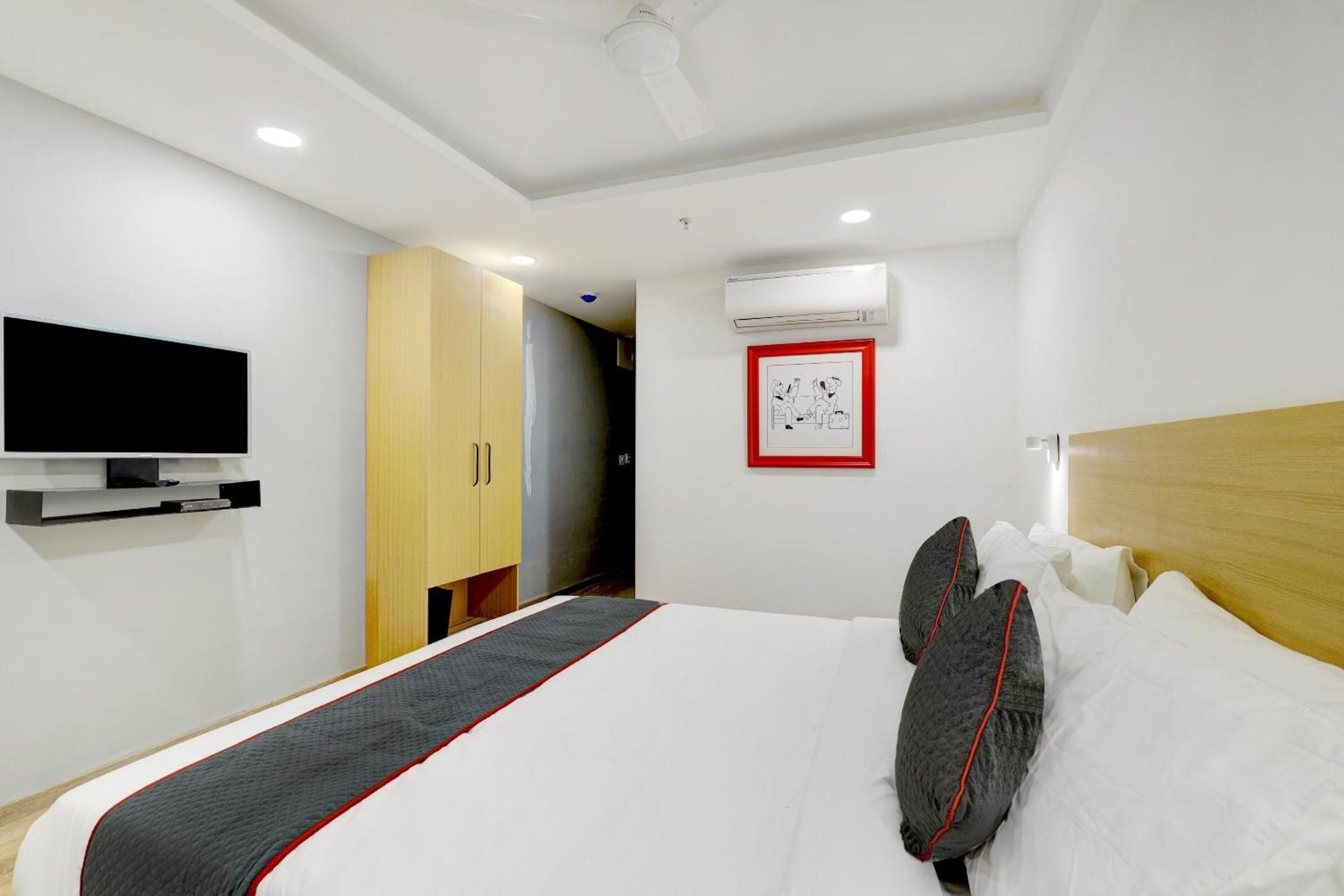 Super Townhouse Rajyash Rise Otel Sarkhej Dış mekan fotoğraf